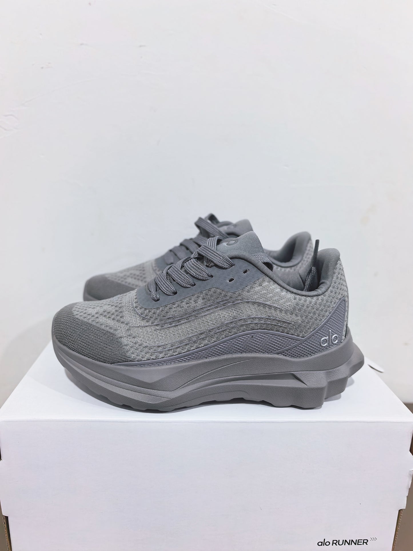 Grey Alo Runners