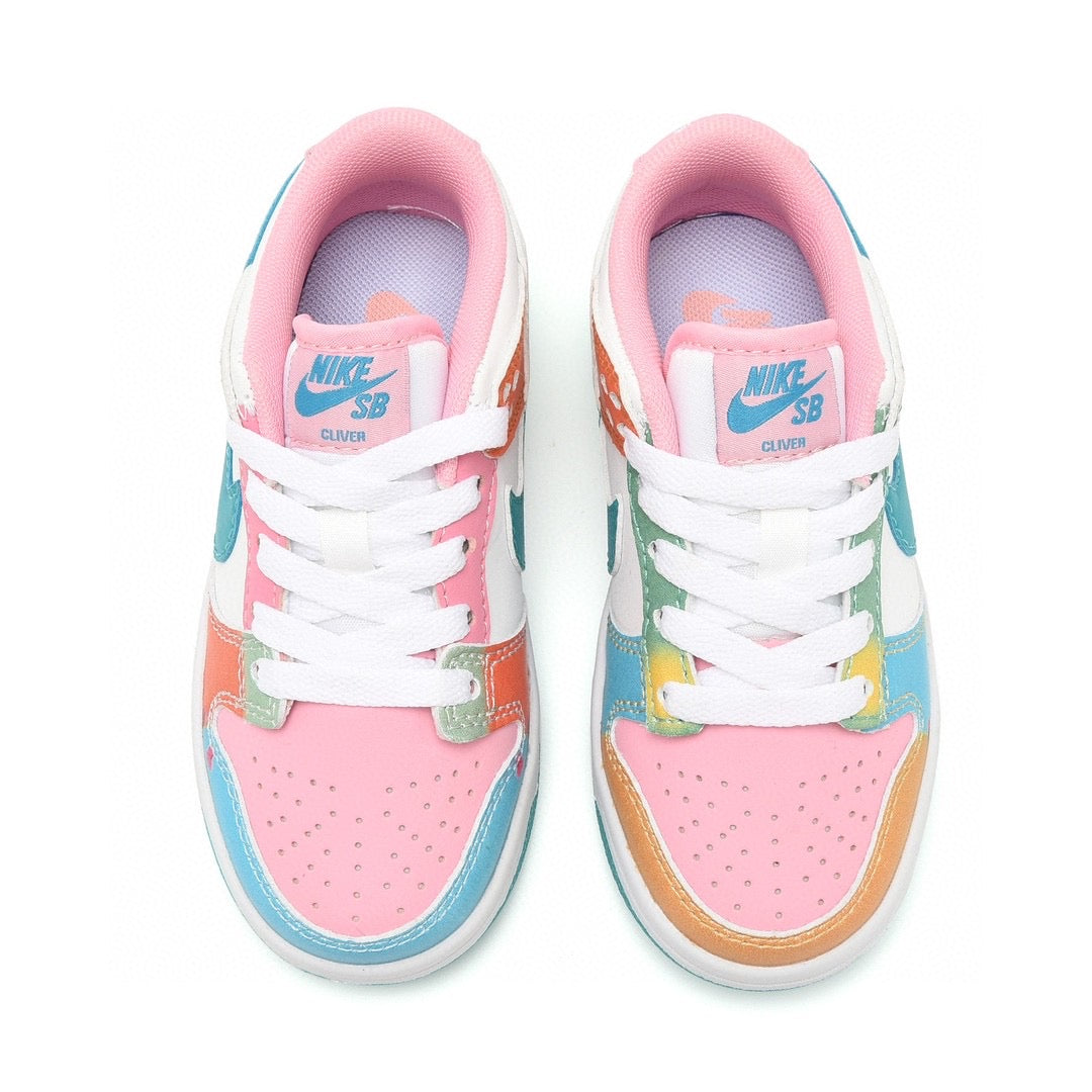 Colorful dunks