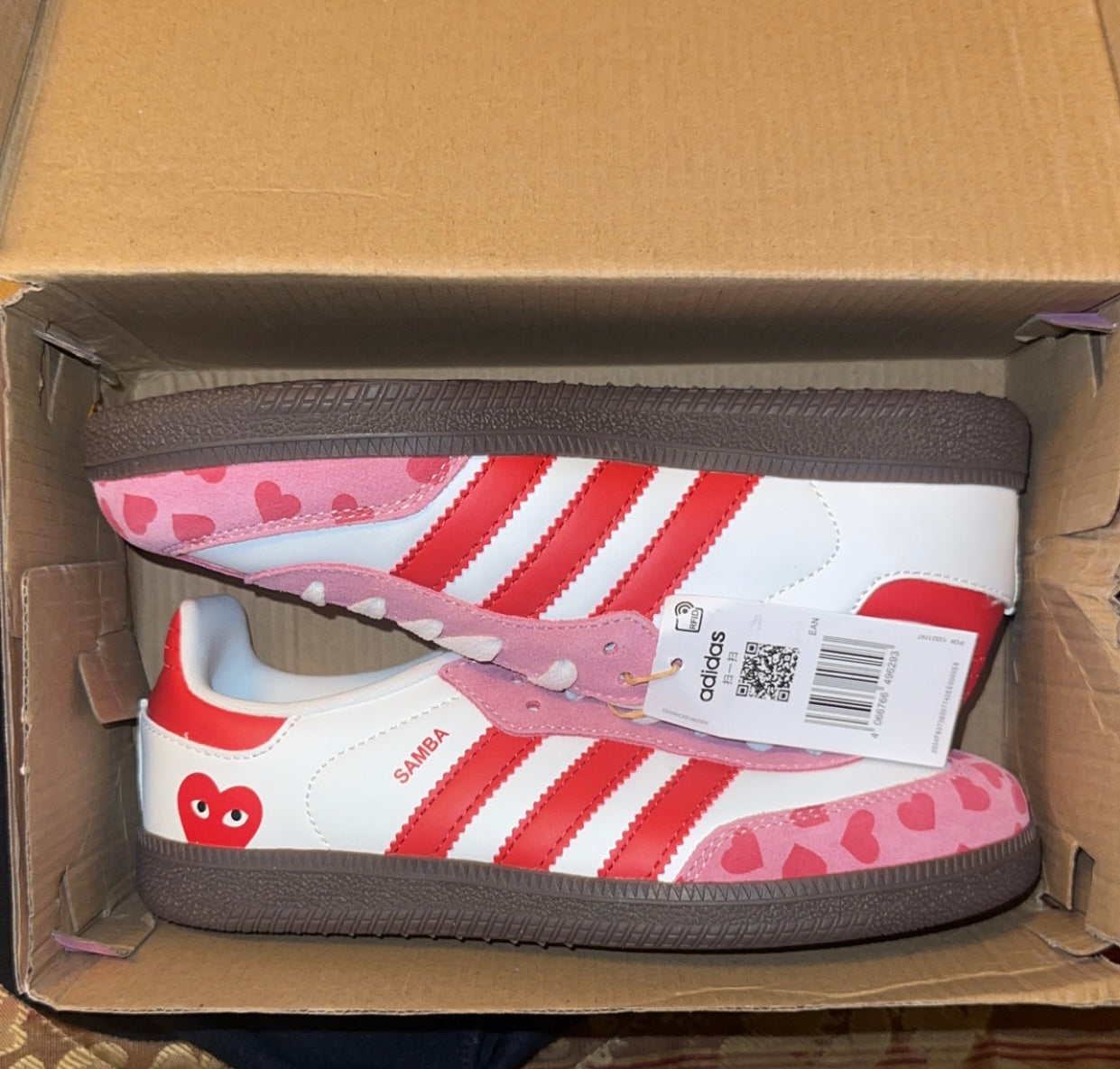 Adult Fall in love AD