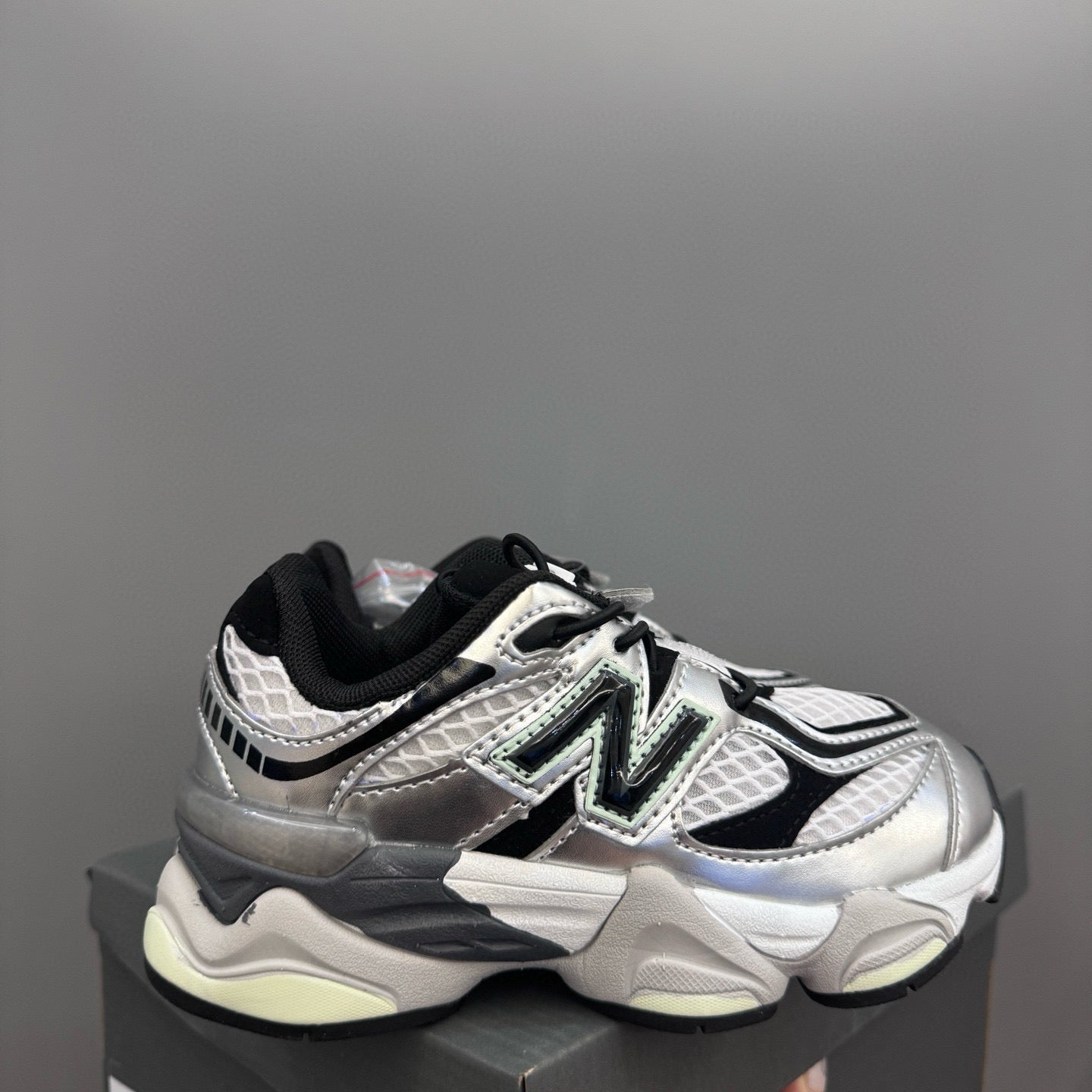 Silver 9060
