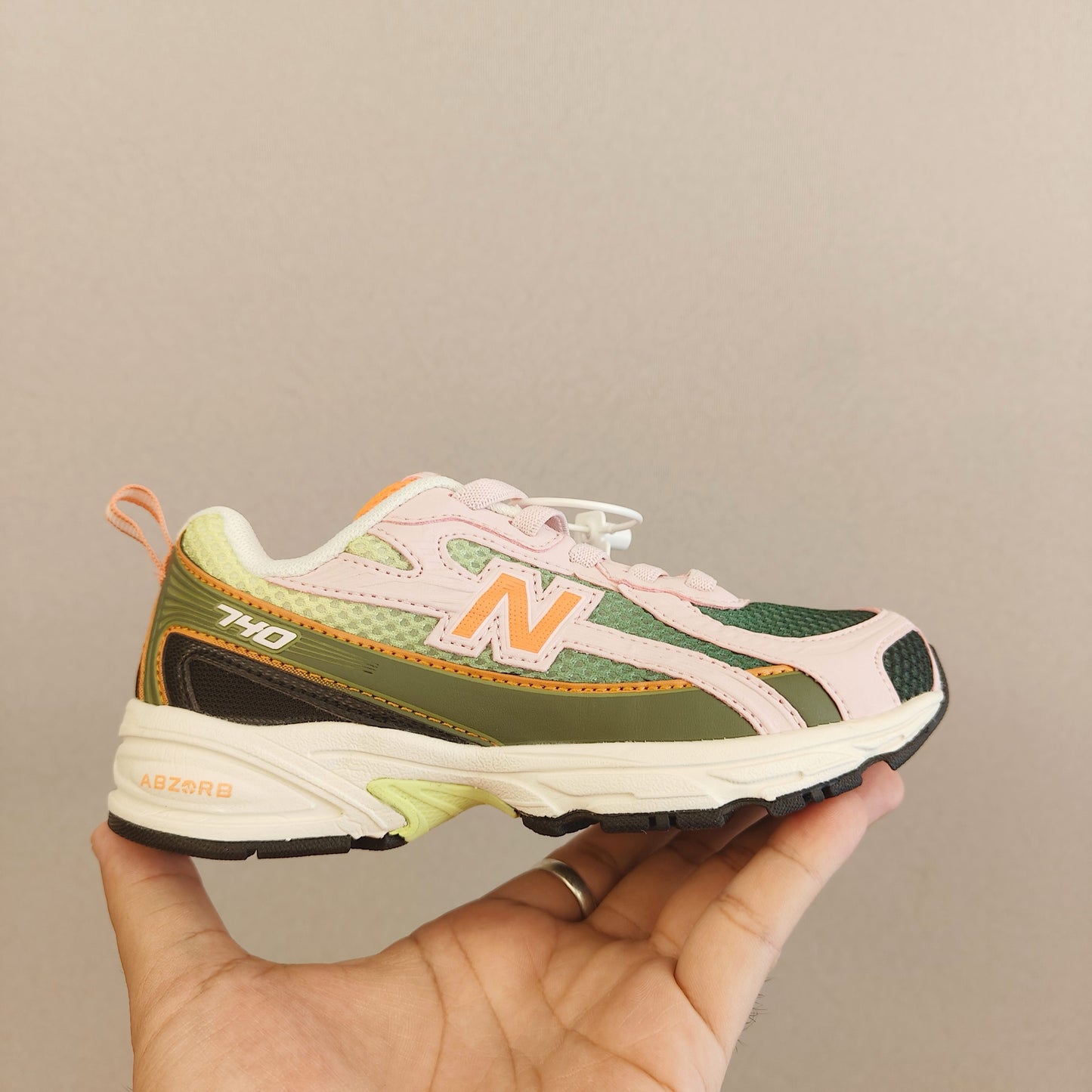 Green 740