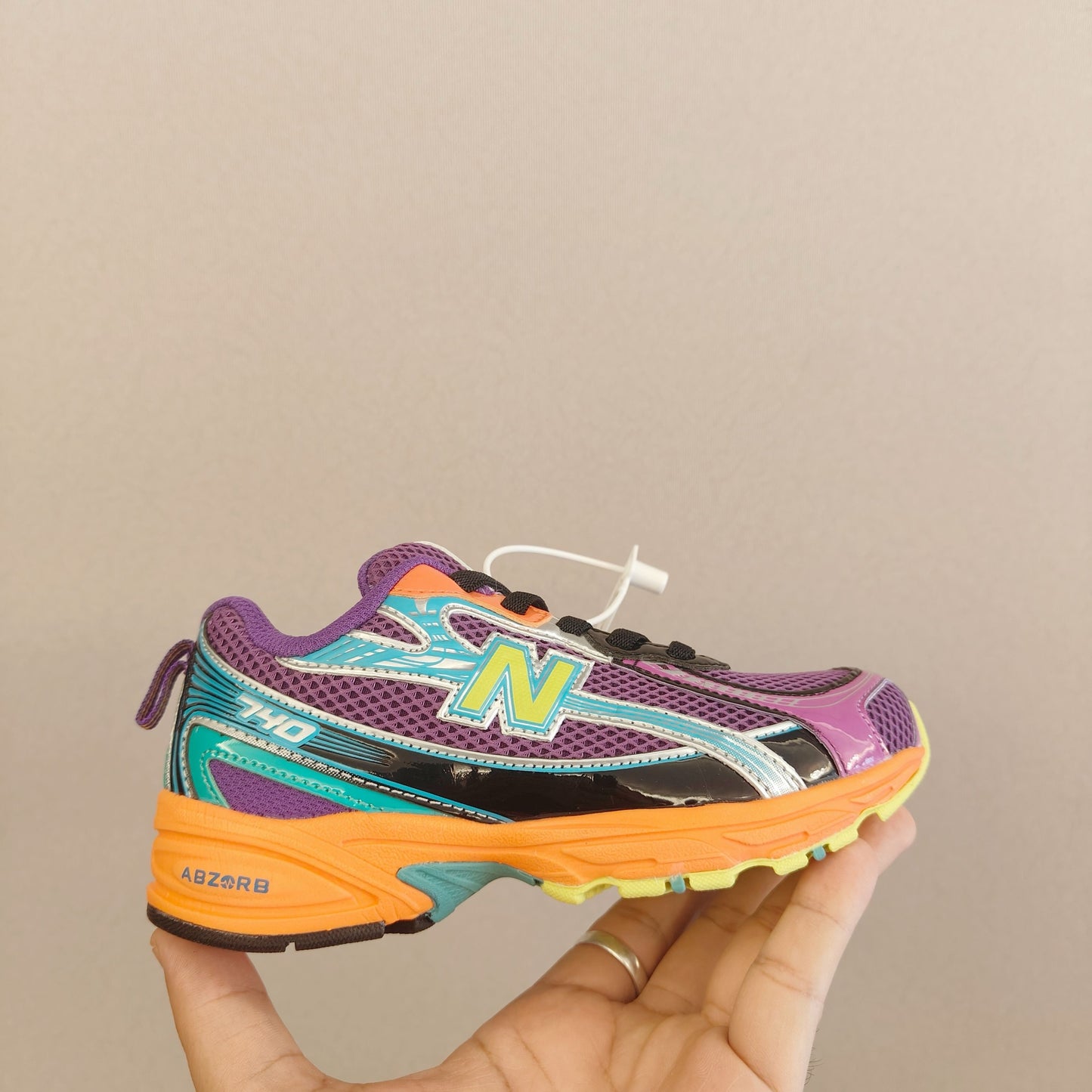 Colorful 740