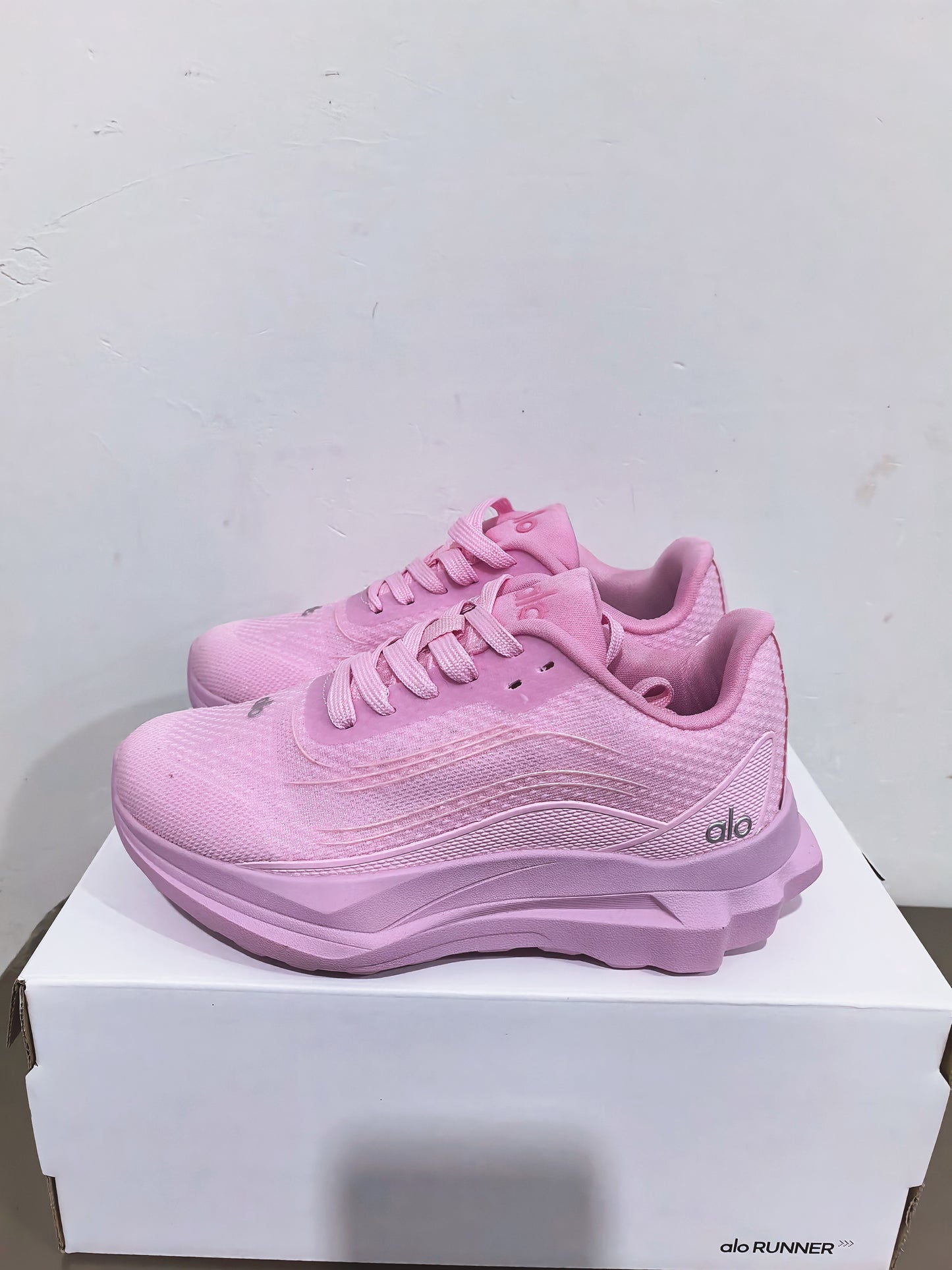 Pink Alo Runners